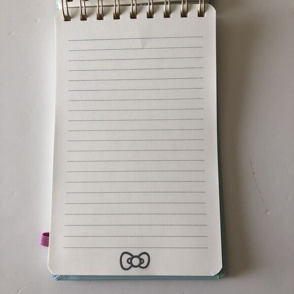 Hello Kitty and Friends In Teacups Top Spiral Notebook 192 Lined Pages New - Picture 7 of 11